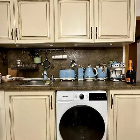 Vintage De Lux, Location, 2bdr Grand Monastery, Apartment