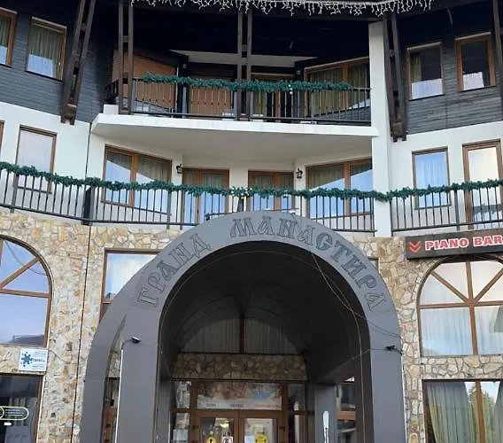 Vintage De Lux, Location, 2bdr Grand Monastery, * 팜포로보